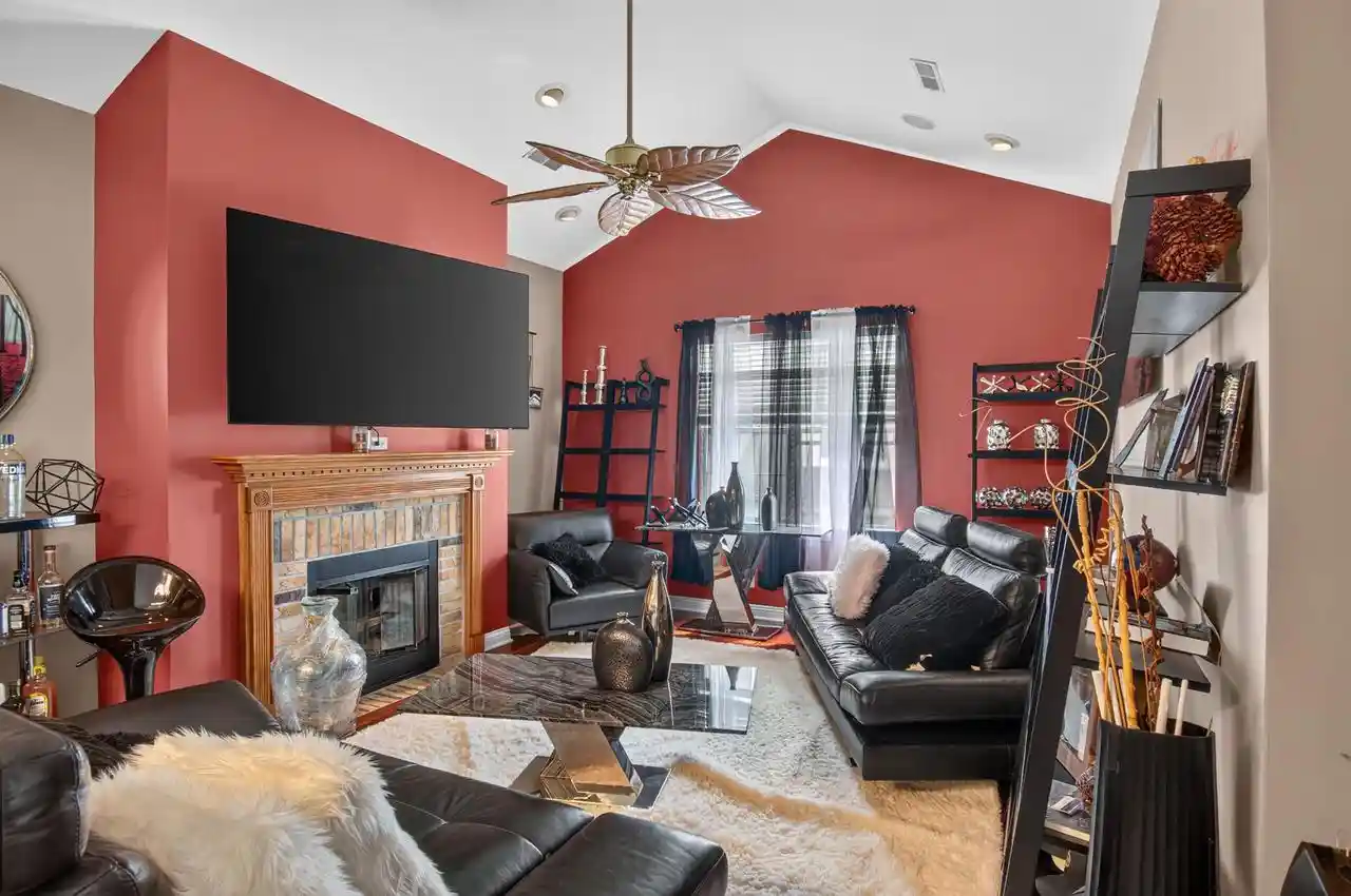 Photo 3 of Condo for sale at 1052 Stratford Ct #201, Racine, WI 53406 | MLS# 1980613 | Listing updated on 2026-09-22