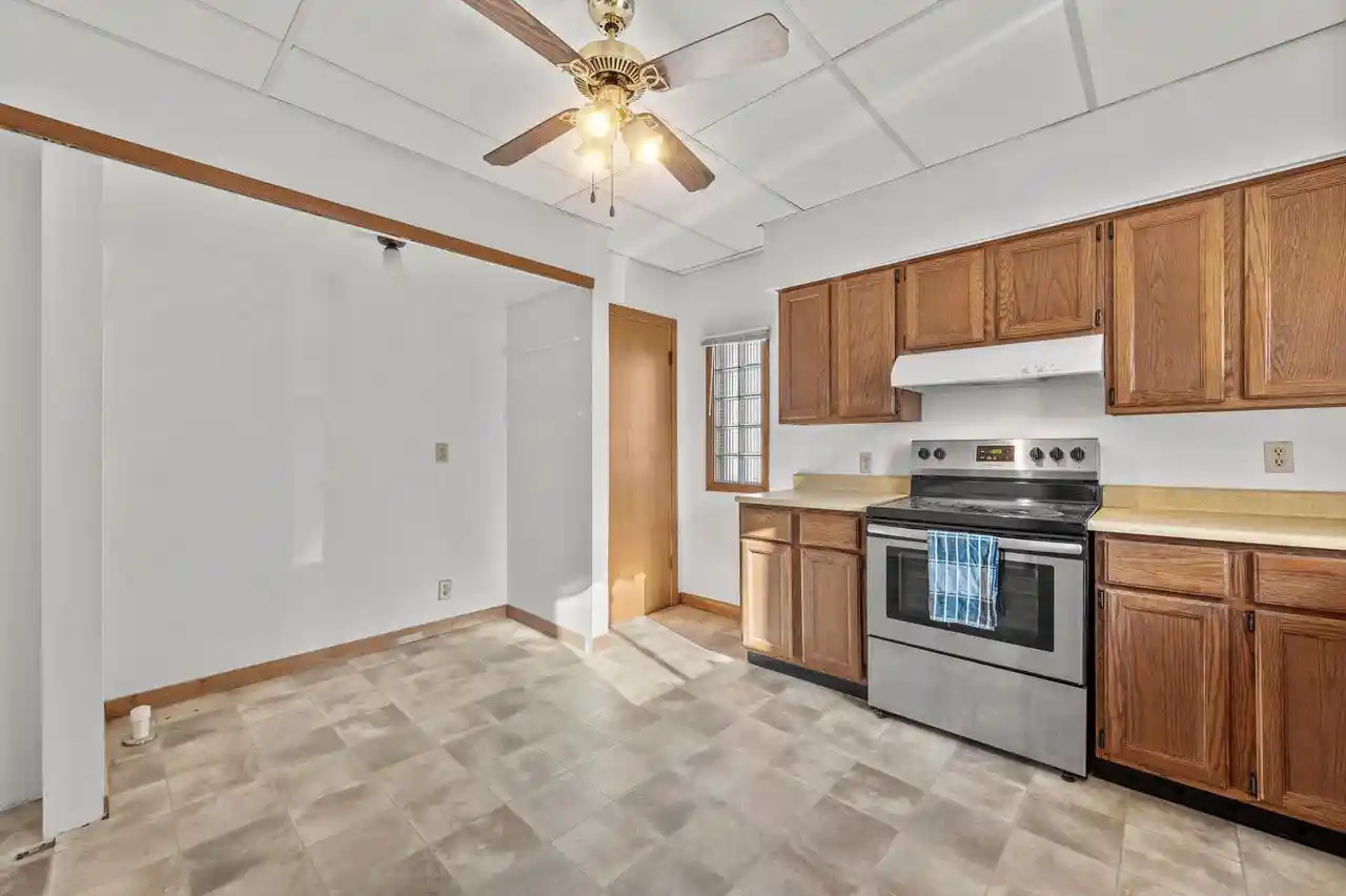 Photo 4 of Single family home for sale at 831 N 54th Street, Milwaukee, WI 53208 | MLS# 1980617 | Listing updated on 2026-09-17
