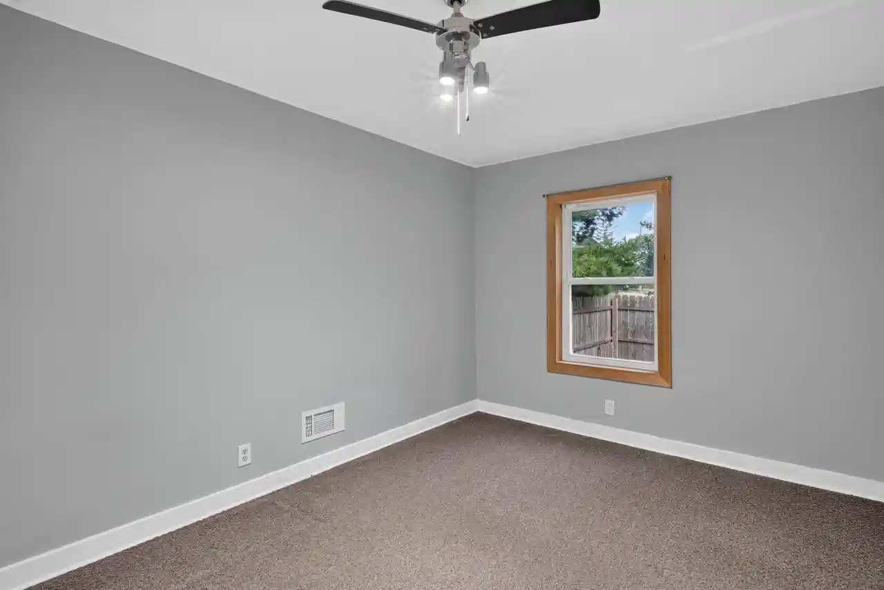 Photo 3 of Single family home for sale at 491 E Main St, Evansville, WI 53536 | MLS# 2032686 | Listing updated on 2026-09-16