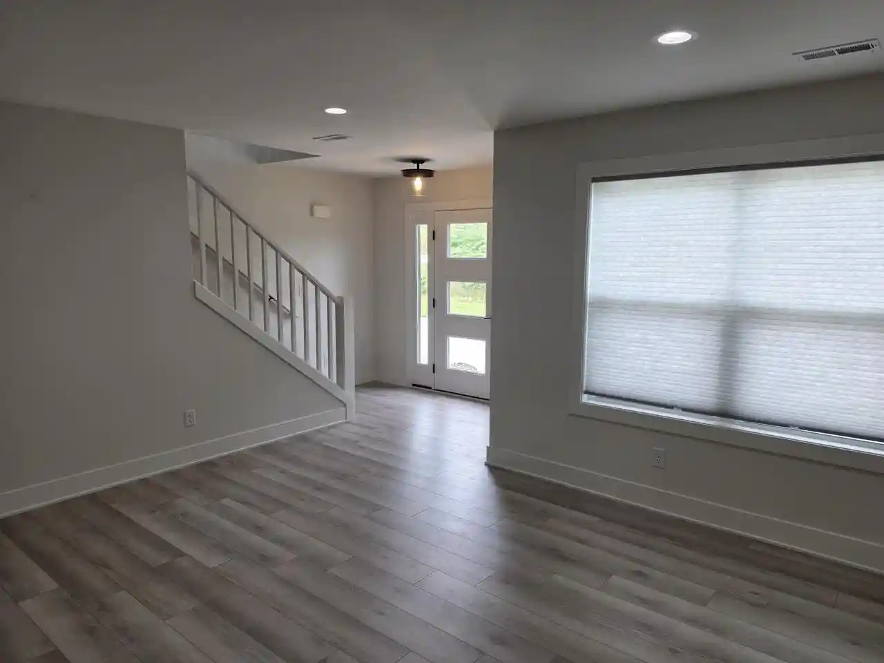 Photo 2 of Single family home for sale at 3392 N Narcissus Rd, Lake Geneva, WI 53147 | MLS# 1980625 | Listing updated on 2026-09-16