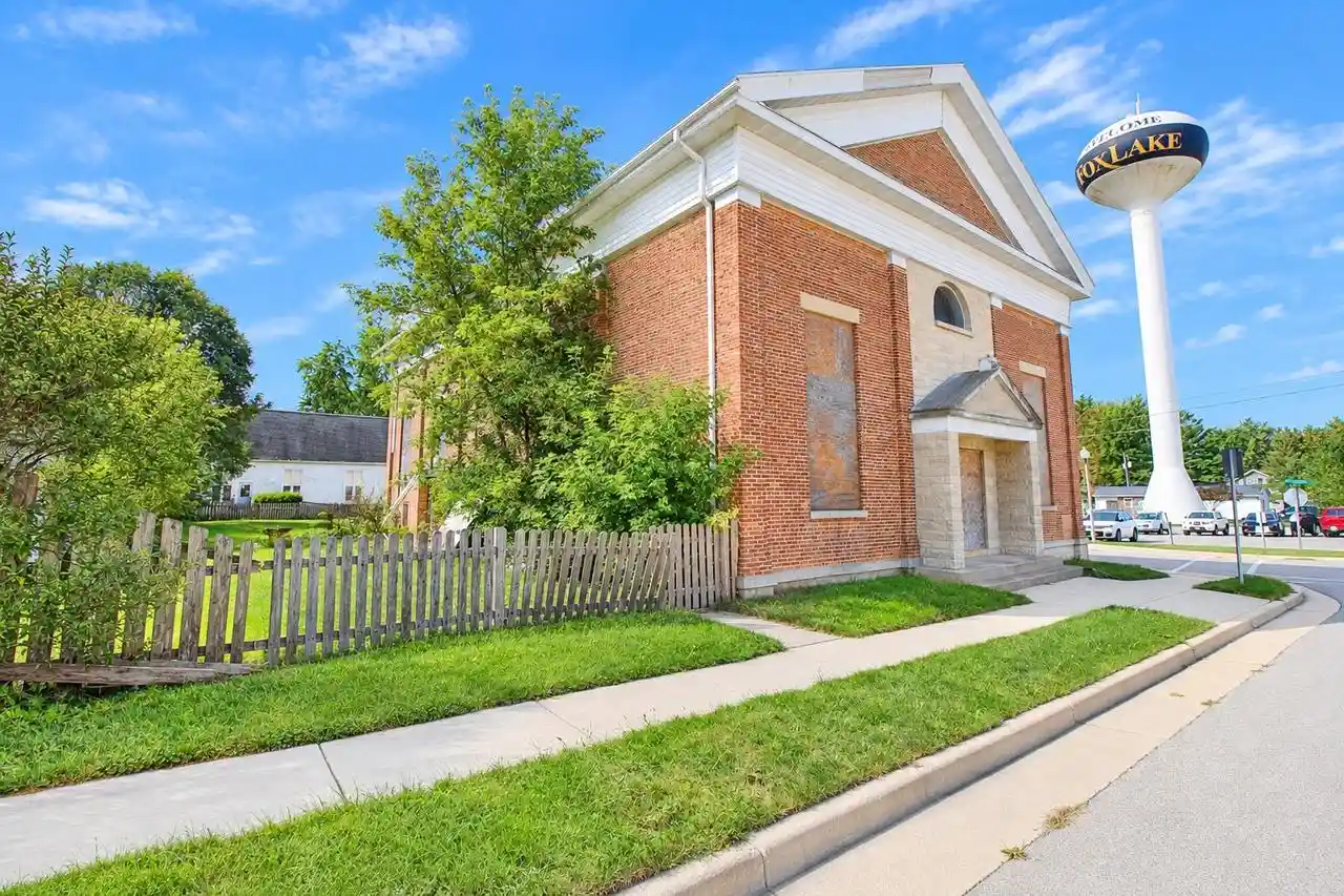 Photo 4 of Single family home for sale at 210 W Green St, Fox Lake, WI 53933 | MLS# 2032687 | Listing updated on 2026-10-08