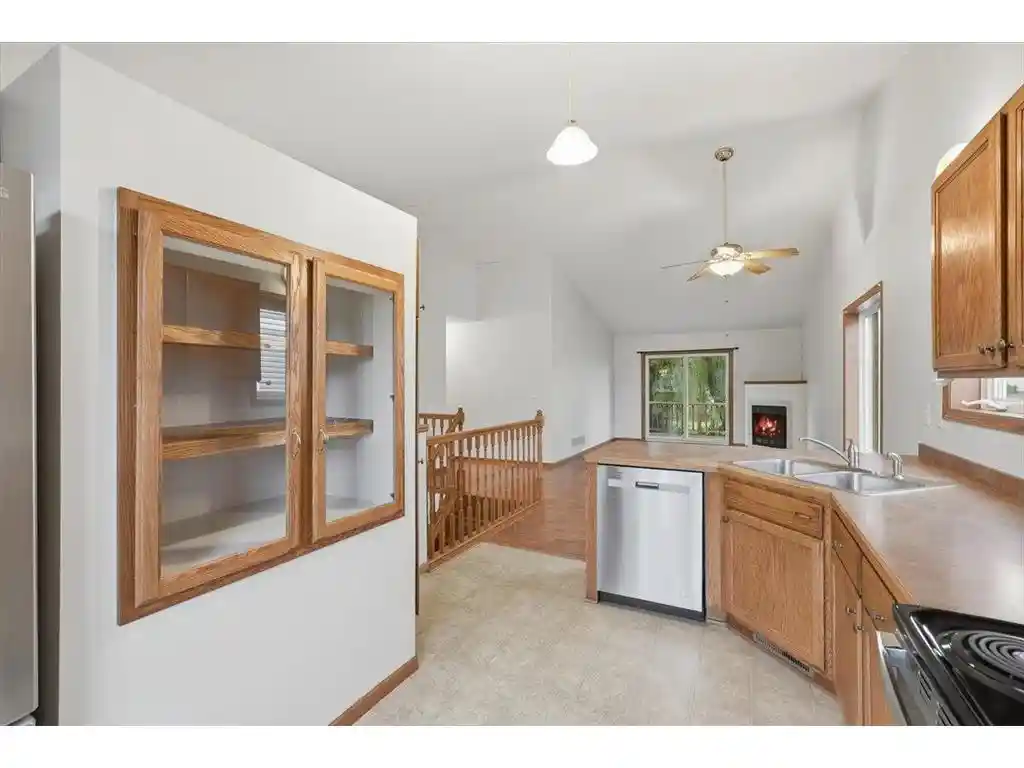 Photo 2 of Single family home for sale at 471 Meadow Ln, Somerset, WI 54025 | MLS# 7143937 | Listing updated on 2026-09-16