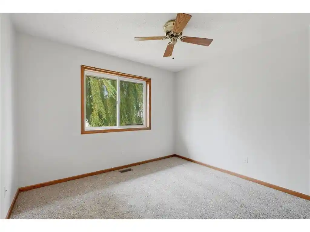 Photo 3 of Single family home for sale at 471 Meadow Ln, Somerset, WI 54025 | MLS# 7143937 | Listing updated on 2026-09-16