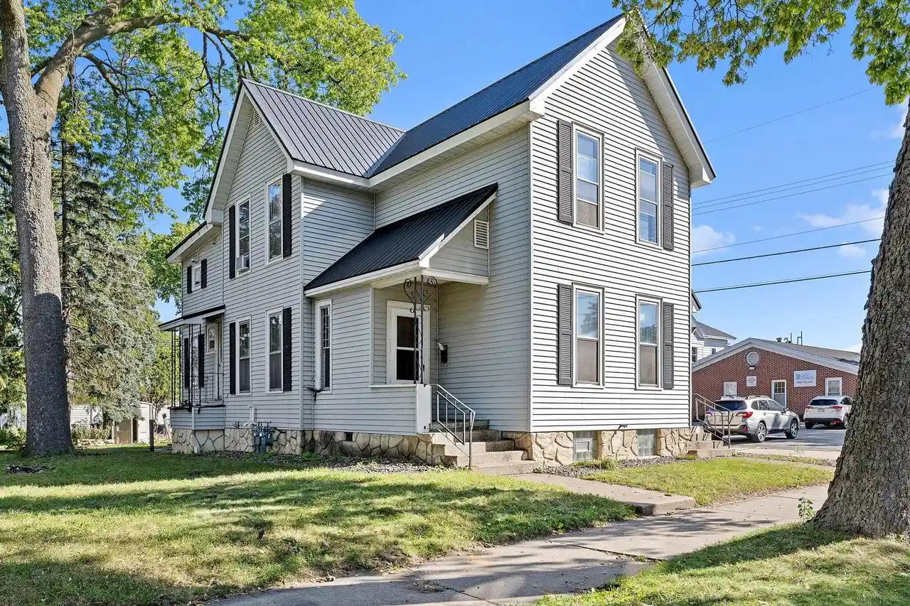 Photo 1 of Multi family home for sale at 1009 1011 King St, La Crosse, WI 54601 | MLS# 1980663 | Listing updated on 2026-09-15