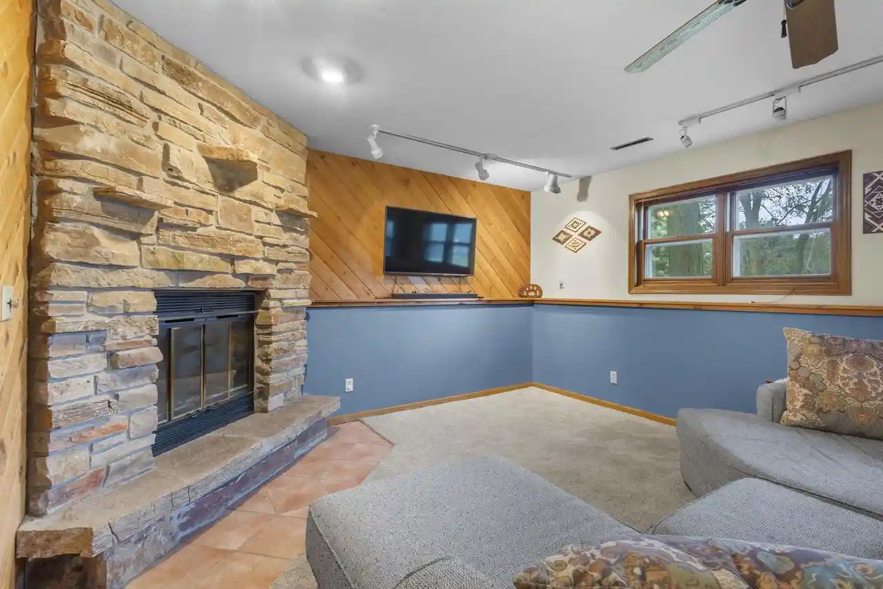 Photo 2 of Single family home for sale at 6682 Glenview Rd, Deforest, WI 53532 | MLS# 2032694 | Listing updated on 2026-10-02