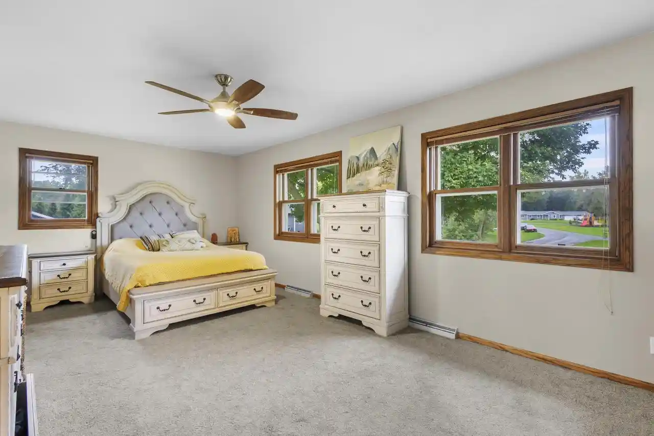 Photo 4 of Single family home for sale at 6682 Glenview Rd, Deforest, WI 53532 | MLS# 2032694 | Listing updated on 2026-10-02