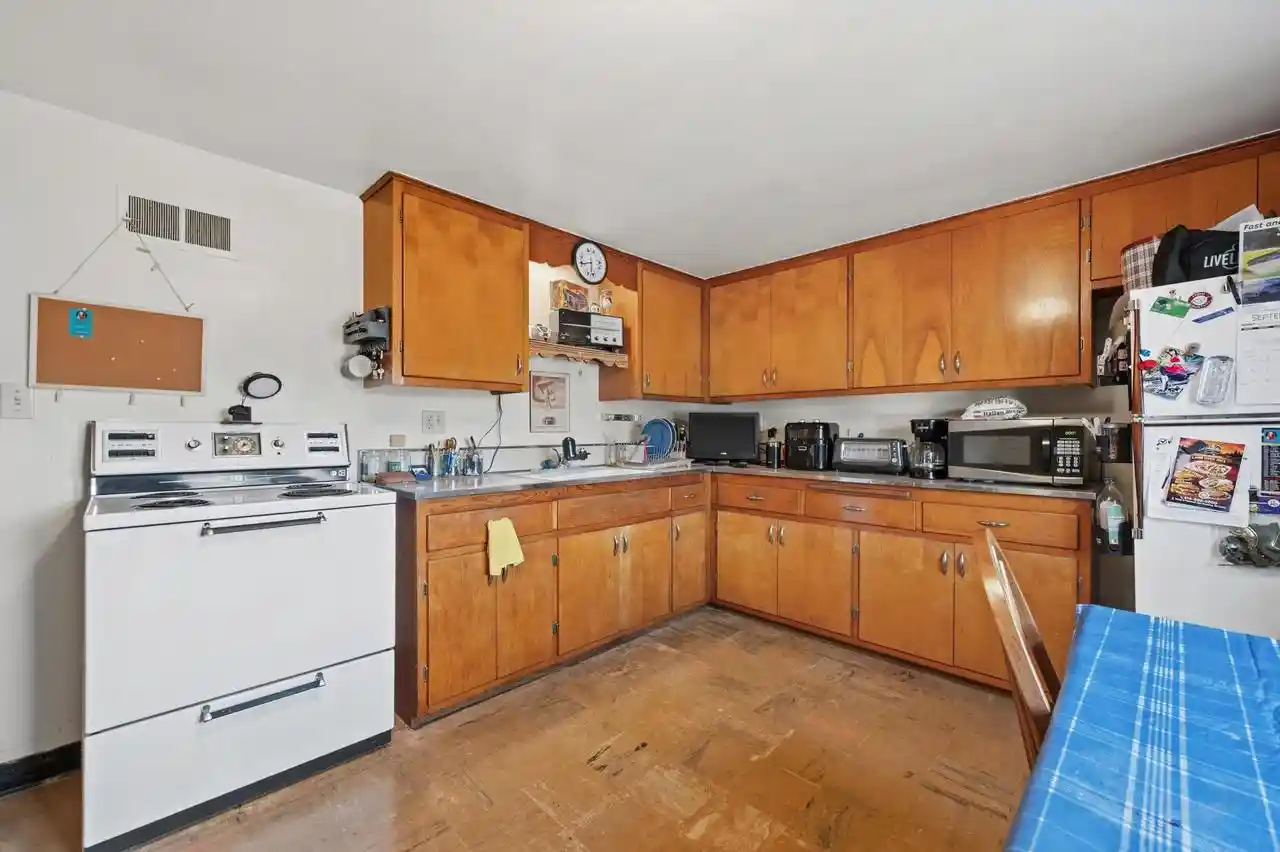 Photo 3 of Single family home for sale at 3876 E Morris Ave, Cudahy, WI 53110 | MLS# 1980667 | Listing updated on 2026-09-18