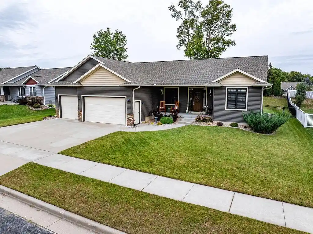 Photo 1 of Sale Pending at 709 Deerwood St, Holmen, WI 54636 | MLS# 1980672 | Listing updated on 2026-09-17