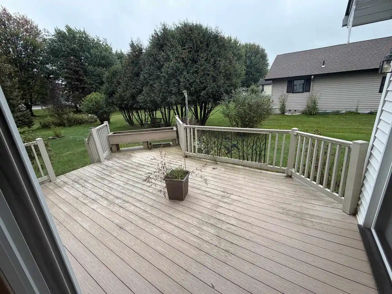 Photo 2 of Single family home for sale at 201 S Larch Ave, Marshfield, WI 54449 | MLS# 22604556 | Listing updated on 2026-09-22