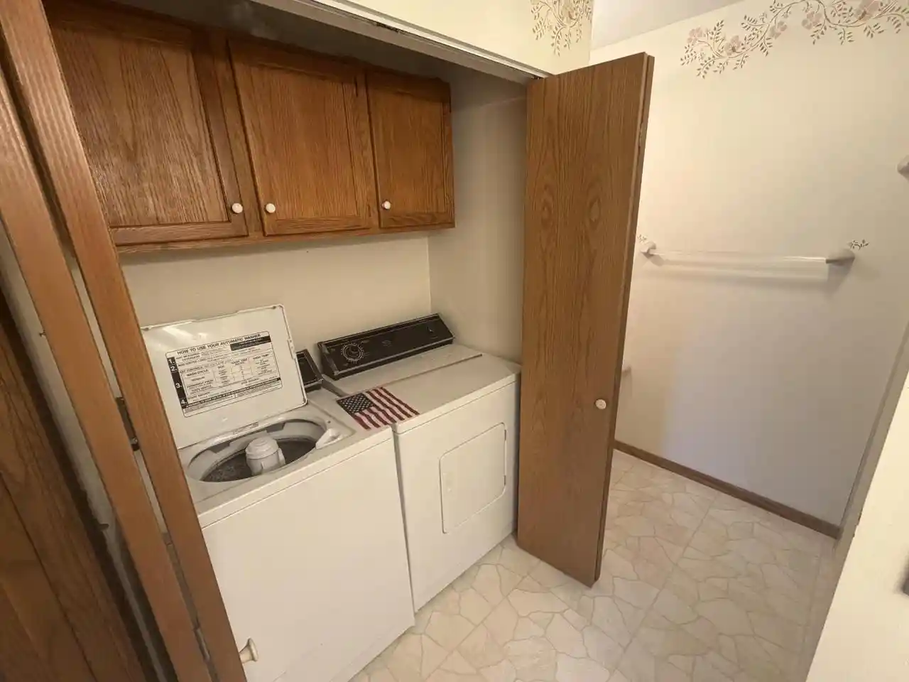 Photo 3 of Single family home for sale at 201 S Larch Ave, Marshfield, WI 54449 | MLS# 22604556 | Listing updated on 2026-09-22