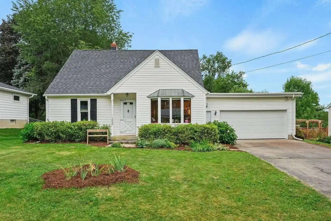 Photo 1 of Single family home for sale at 1650 Mayfield Ln, Madison, WI 53704 | MLS# 2032701 | Listing updated on 2026-09-15