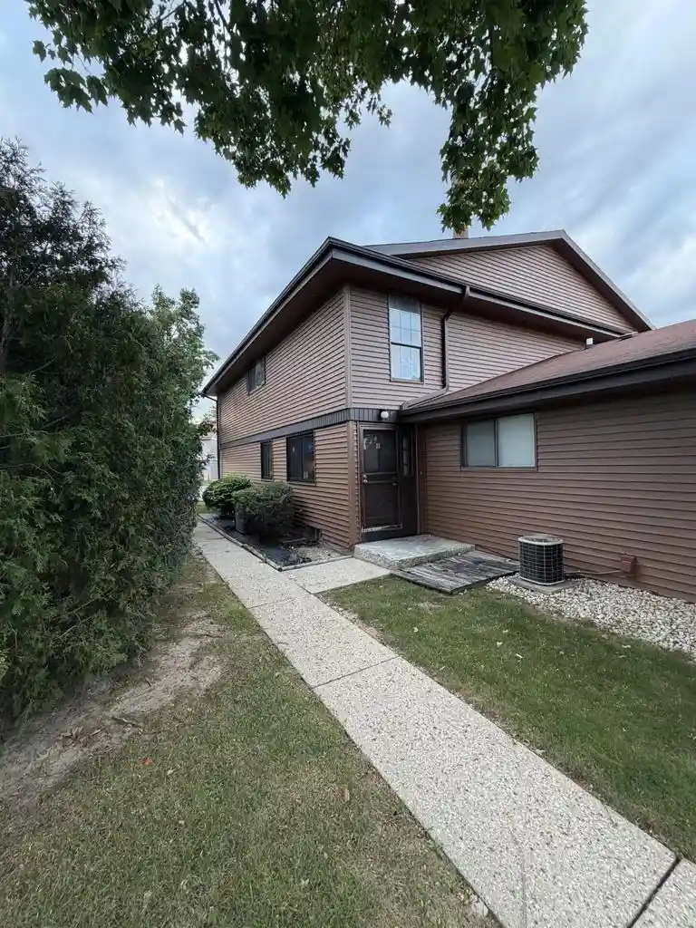 Condo for sale at 6972 N Raintree Ct #B, Milwaukee, WI 53223 | MLS# 1980678