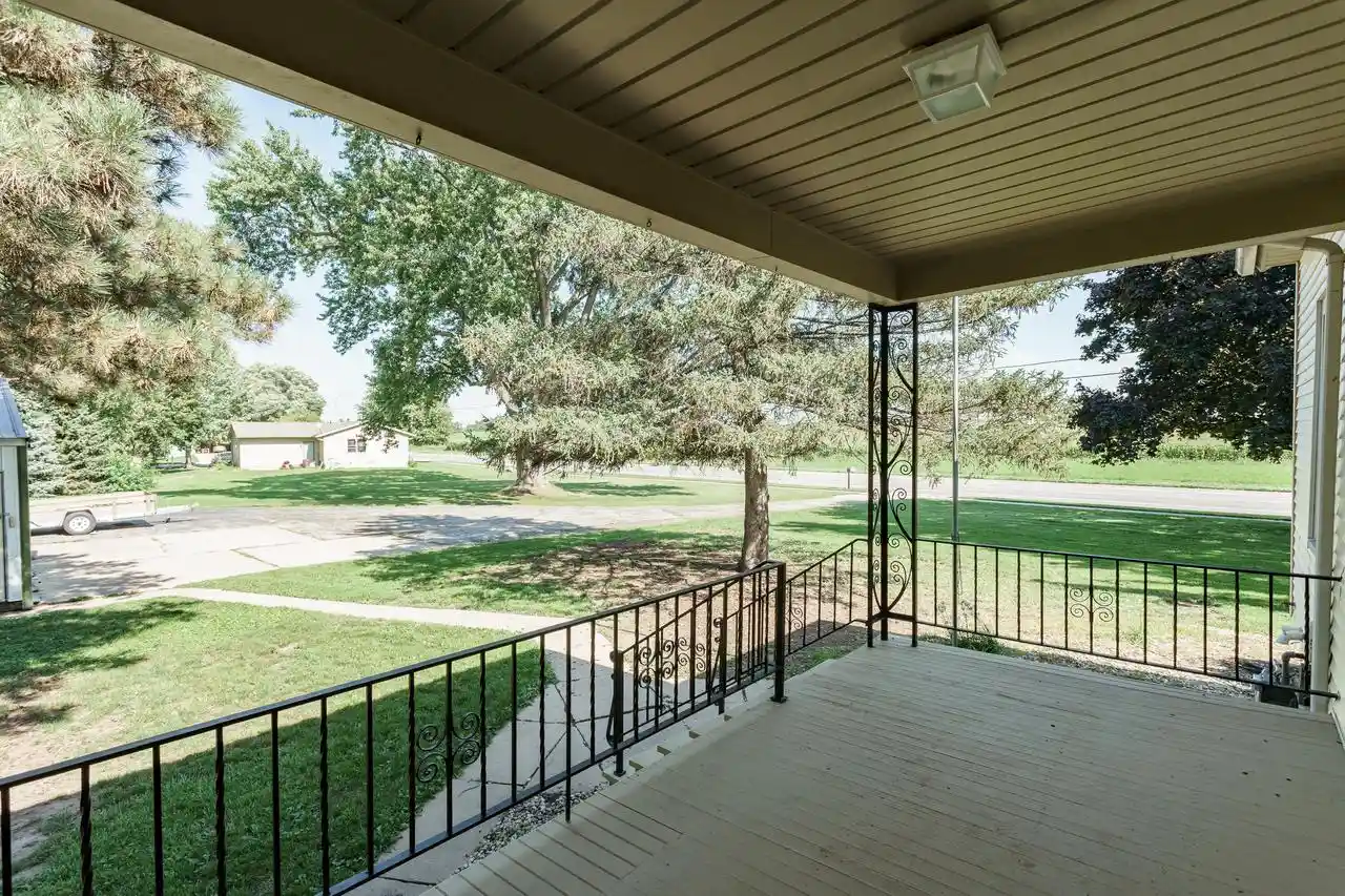 Photo 3 of Sale Pending at 672 Milford St, Watertown, WI 53094 | MLS# 1980676 | Listing updated on 2026-09-21