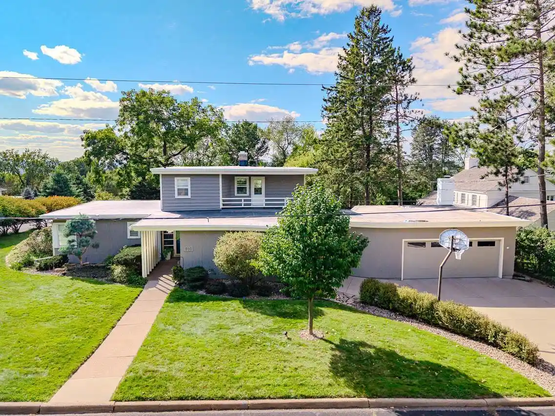 Photo 1 of Sale Pending at 910 N 13th Street, Wausau, WI 54403 | MLS# 22604558 | Listing updated on 2026-09-17