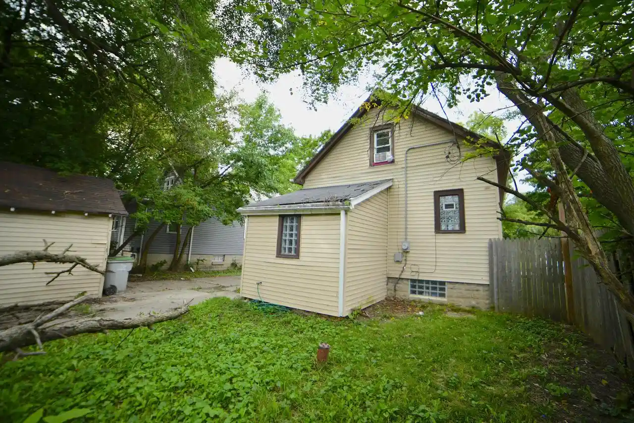 Photo 3 of Single family home for sale at 4702 N 49th Street, Milwaukee, WI 53218 | MLS# 1980675 | Listing updated on 2026-10-14
