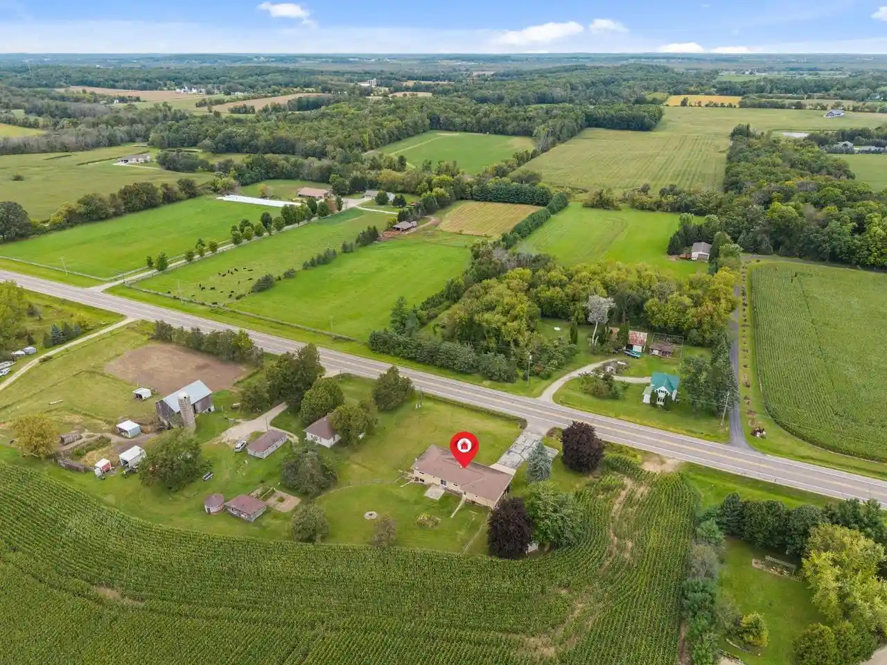 Photo 3 of Single family home for sale at E7989 State Rd 54, New London, WI 54961 | MLS# 50332682 | Listing updated on 2026-09-21