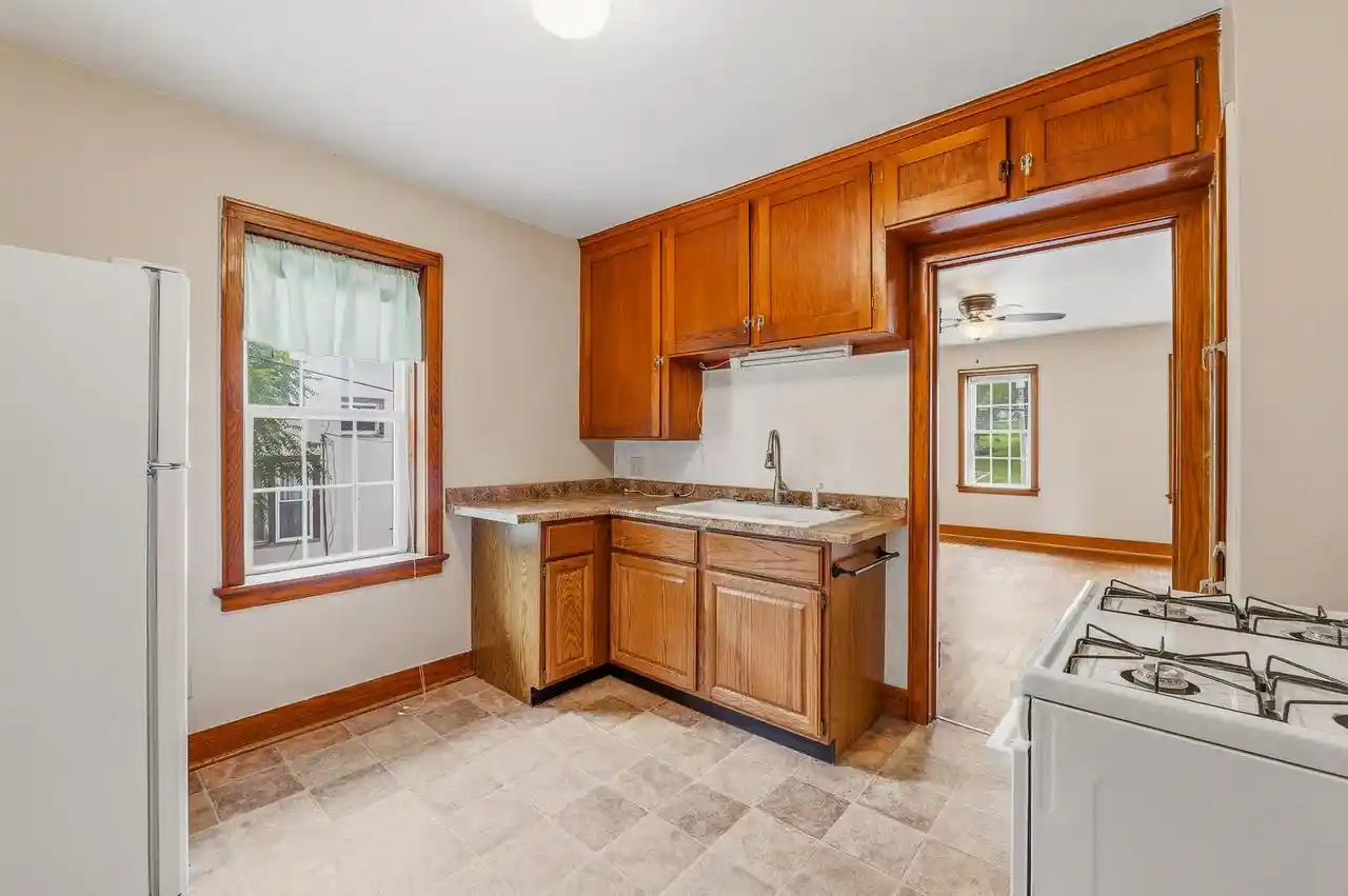 Listing Photo 5 - Condo for sale in building located at 217 Leavens Ave, Sheboygan Falls, WI 53085 - Unit #219