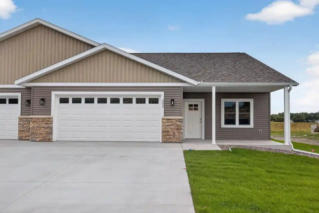 Photo 1 of Single family home for sale at 302 London Ln, Rockland, WI 54653 | MLS# 1980690 | Listing updated on 2026-09-30