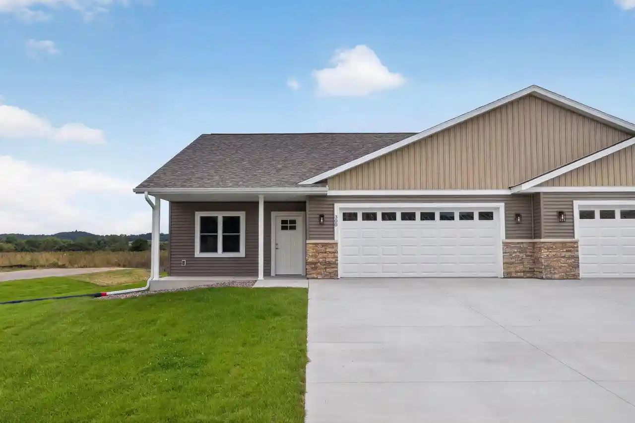 Photo 1 of Single family home for sale at 300 London Ln, Rockland, WI 54653 | MLS# 1980688 | Listing updated on 2026-09-30