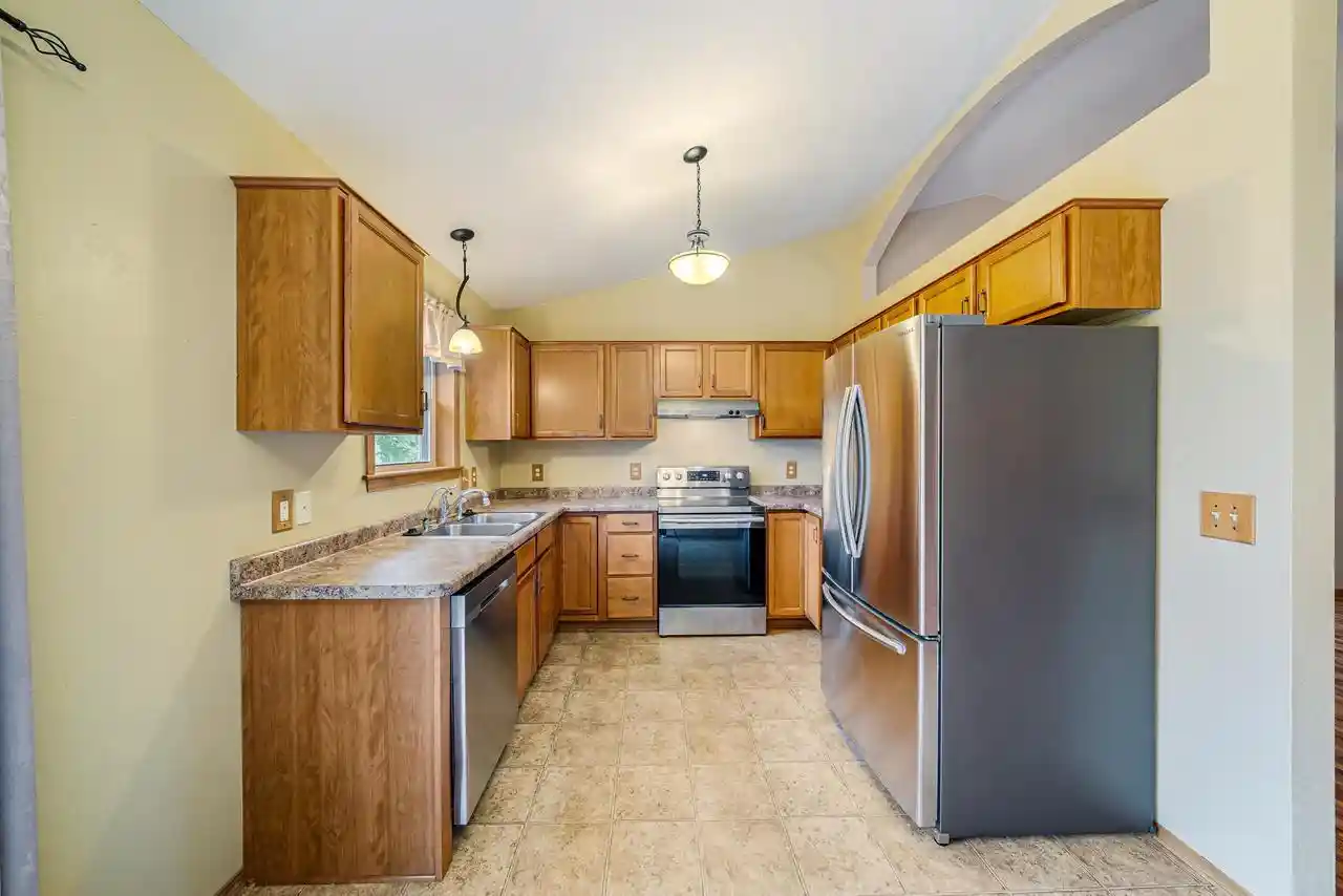 Photo 4 of Single family home for sale at 2305 Hearthstone Dr, Kaukauna, WI 54130 | MLS# 50332694 | Listing updated on 2026-09-21