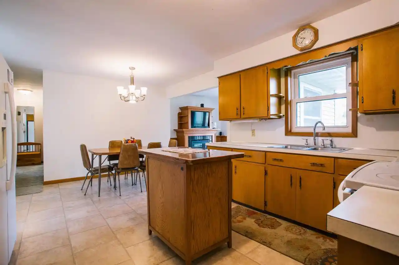 Photo 3 of Single family home for sale at 301 N Thomas St, Loyal, WI 54446 | MLS# 22604565 | Listing updated on 2026-09-29