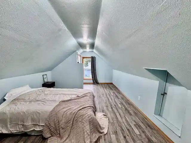 Photo 2 of Single family home for sale at 533 E Pearl St, Seymour, WI 54165 | MLS# 50332672 | Listing updated on 2026-09-21