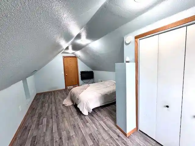 Photo 3 of Single family home for sale at 533 E Pearl St, Seymour, WI 54165 | MLS# 50332672 | Listing updated on 2026-09-21