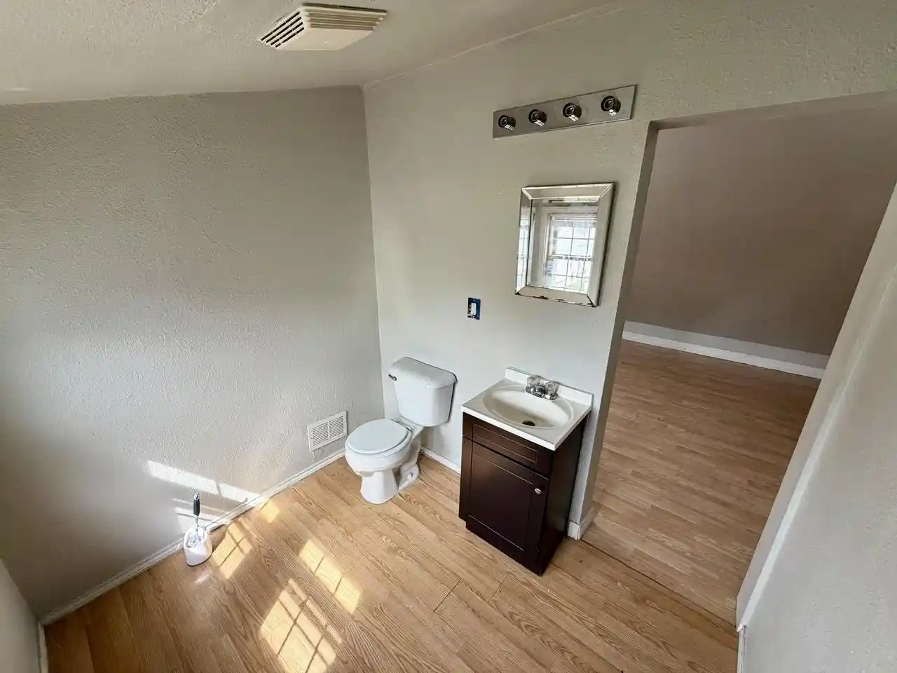 Photo 3 of Single family home for sale at 3633 E Martin Ave, Cudahy, WI 53110 | MLS# 1980704 | Listing updated on 2026-09-15