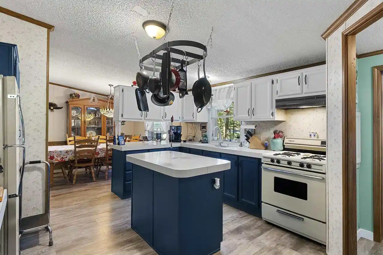 Photo 4 of Single family home for sale at 17624 Birchwood Ln, Townsend, WI 54175 | MLS# 50332698 | Listing updated on 2026-09-30