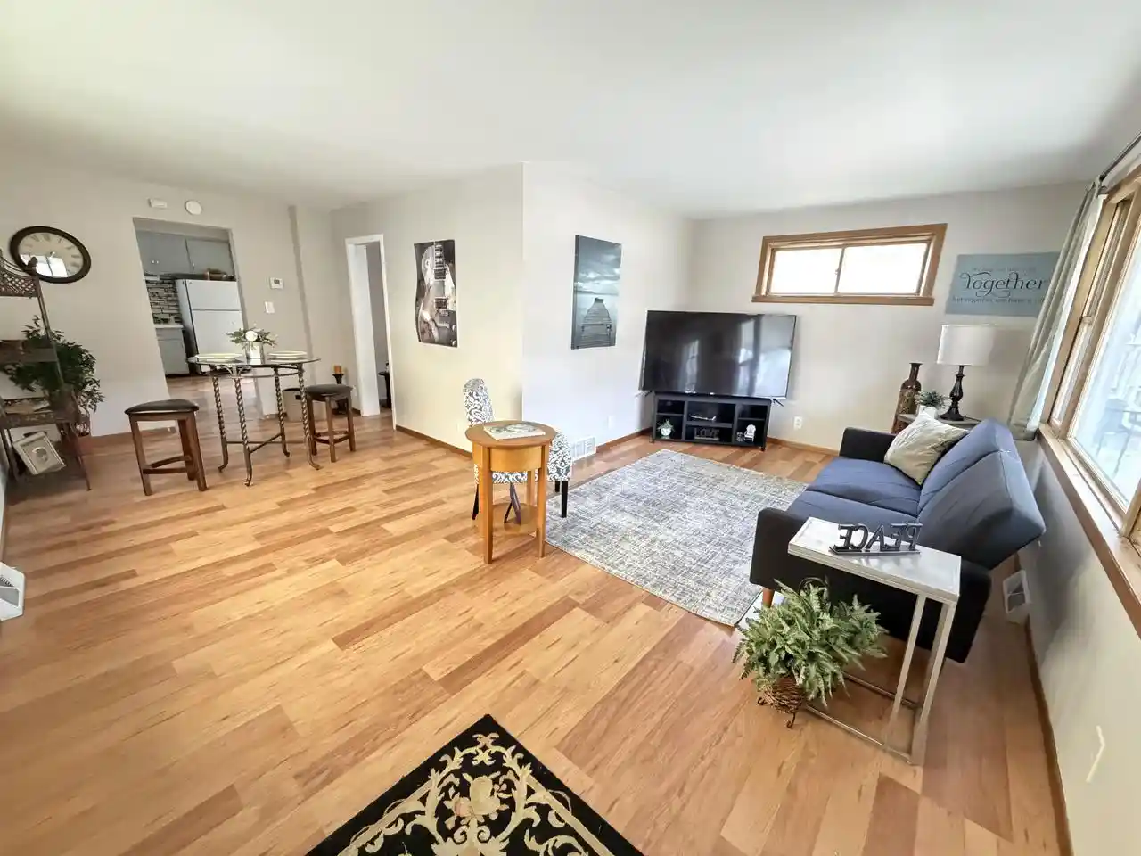 Photo 3 of Single family home for sale at 909 N Mason St, Appleton, WI 54914 | MLS# 50332673 | Listing updated on 2026-09-22
