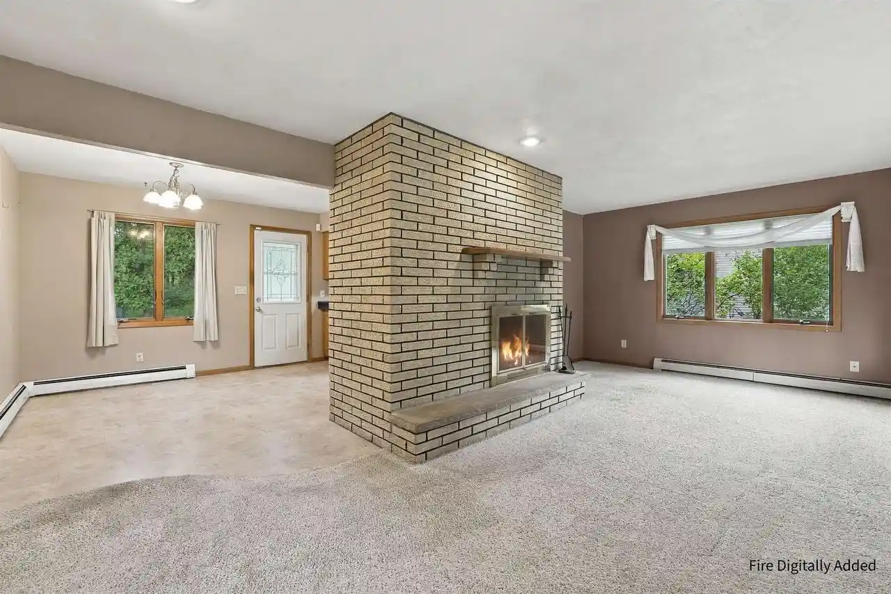 Photo 3 of Single family home for sale at 113 Walkins Ct, Stevens Point, WI 54481 | MLS# 22604568 | Listing updated on 2026-09-15