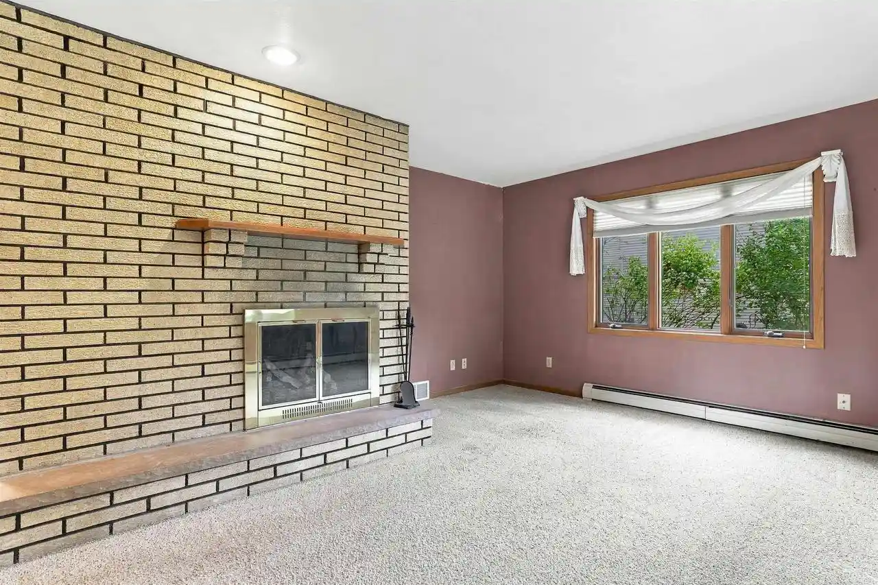 Photo 4 of Single family home for sale at 113 Walkins Ct, Stevens Point, WI 54481 | MLS# 22604568 | Listing updated on 2026-09-15