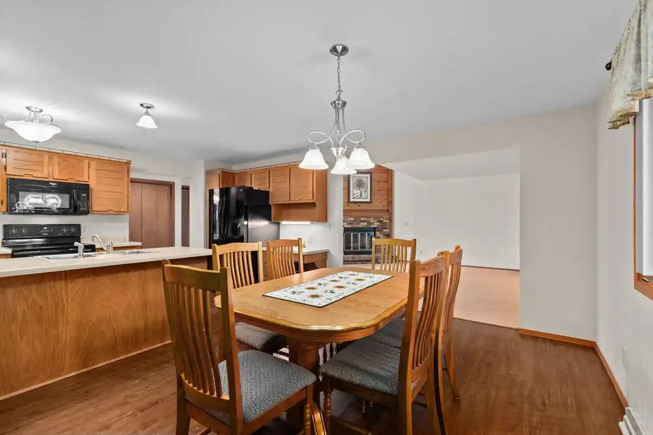 Photo 3 of Condo for sale at 901 E Windfield Pl #B, Appleton, WI 54911 | MLS# 50332691 | Listing updated on 2026-09-23