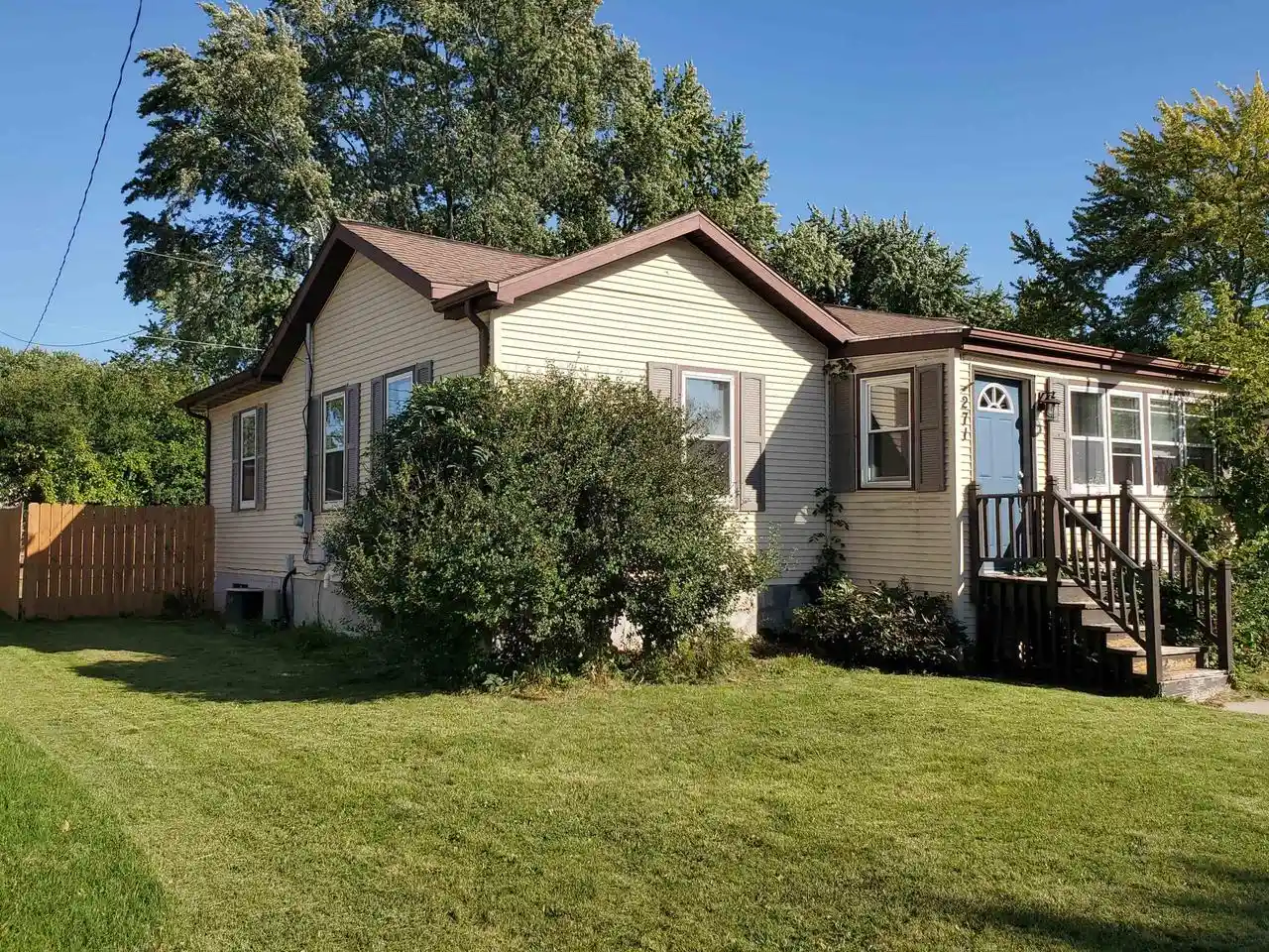 Photo 1 of Single family home for sale at 271 Weis Ave, Fond Du Lac, WI 54935 | MLS# 50332709 | Listing updated on 2026-09-15