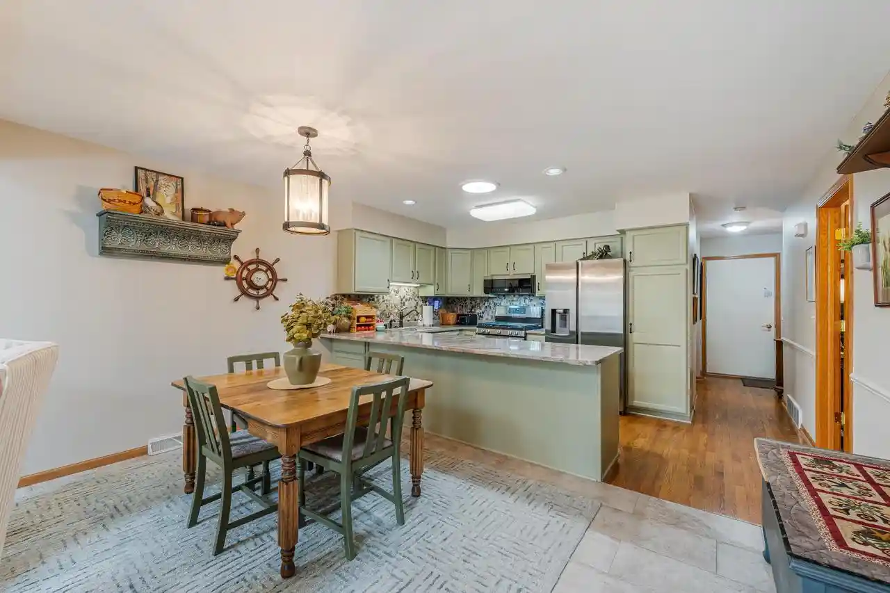 Photo 2 of Condo for sale at 806 E River Dr, Omro, WI 54963 | MLS# 50332701 | Listing updated on 2026-09-21