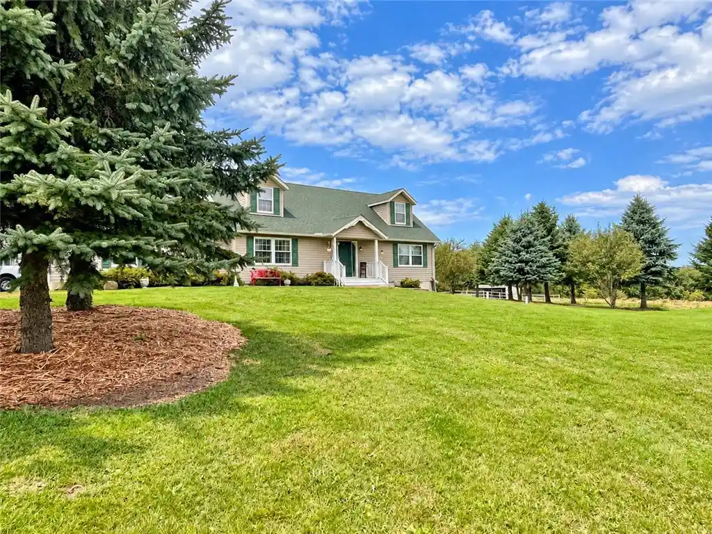 Photo 1 of Single family home for sale at 927 40th Street, Clayton, WI 54004 | MLS# 7144564 | Listing updated on 2026-09-18