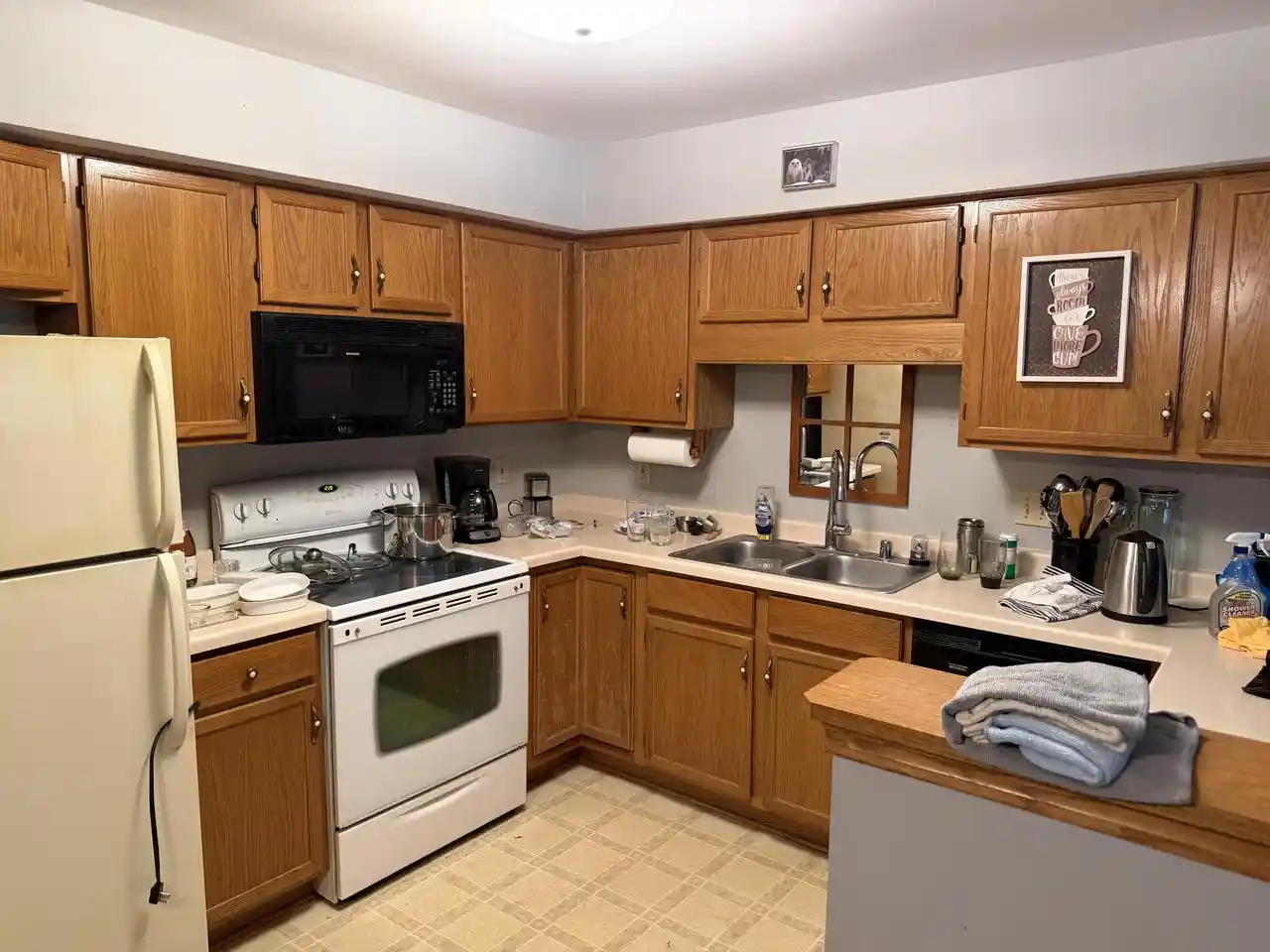 Photo 3 of Condo for sale at 6205 S Creekside Dr #3, Cudahy, WI 53110 | MLS# 1980730 | Listing updated on 2026-10-05