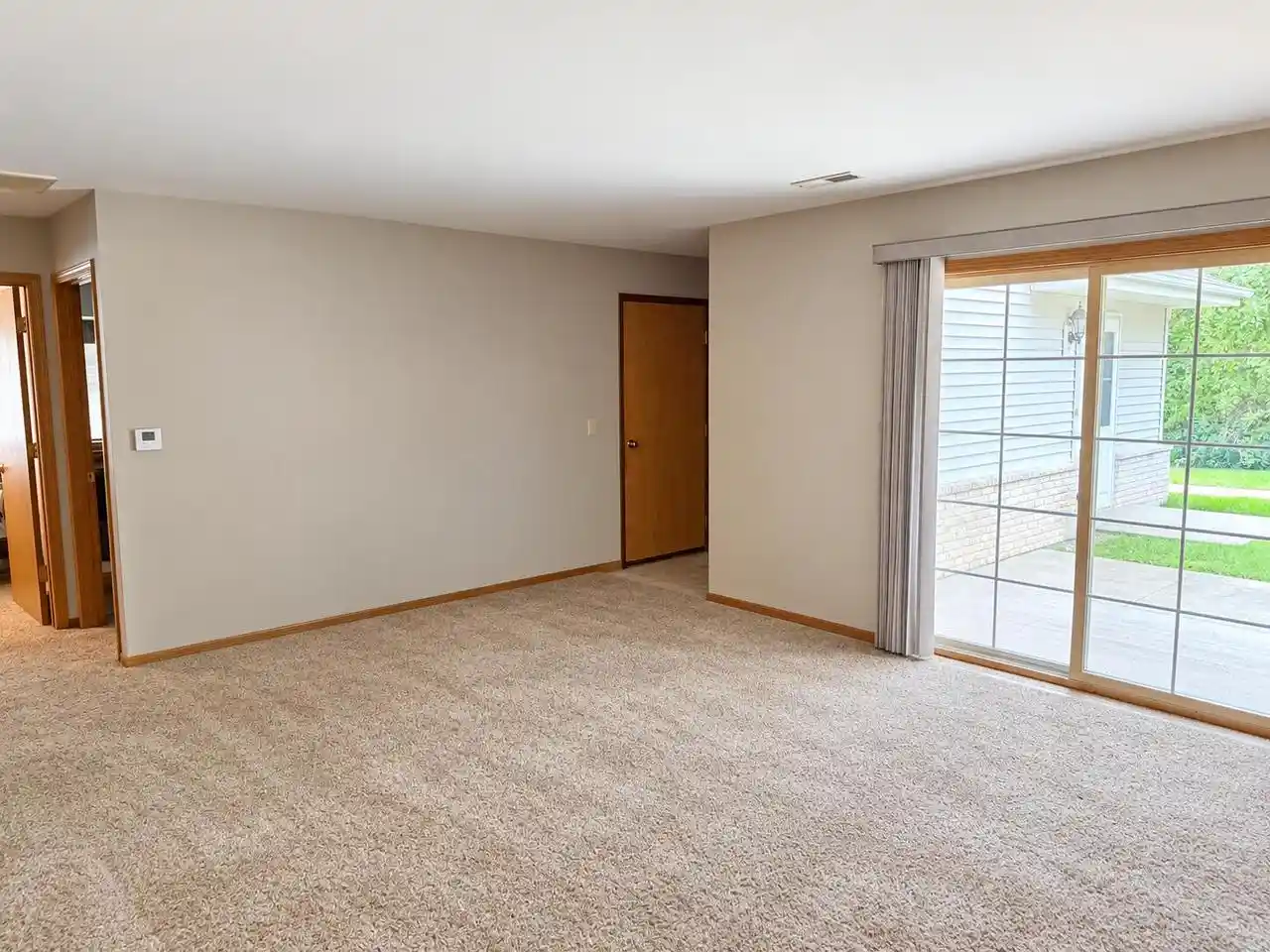 Photo 3 of Condo for sale at 6205 S Creekside Dr #3, Cudahy, WI 53110 | MLS# 1980730 | Listing updated on 2026-10-05