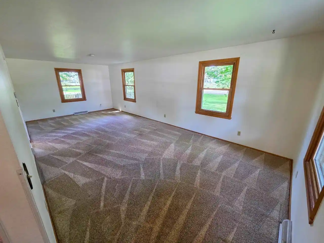Photo 3 of Single family home for sale at 1310 Stead Dr, Menasha, WI 54952 | MLS# 50332721 | Listing updated on 2026-09-18