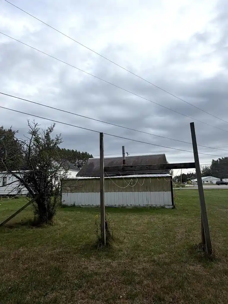 Photo 2 of Single family home for sale at 191 W County Rd 358, Daggett, MI 49821 | MLS# 50332633 | Listing updated on 2026-10-06