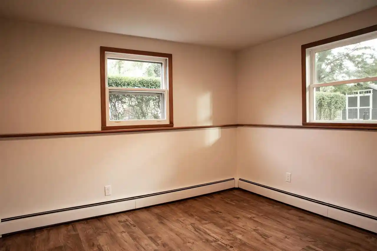 Photo 4 of Single family home for sale at 1255 April Ln, Green Bay, WI 54304 | MLS# 50332717 | Listing updated on 2026-09-22