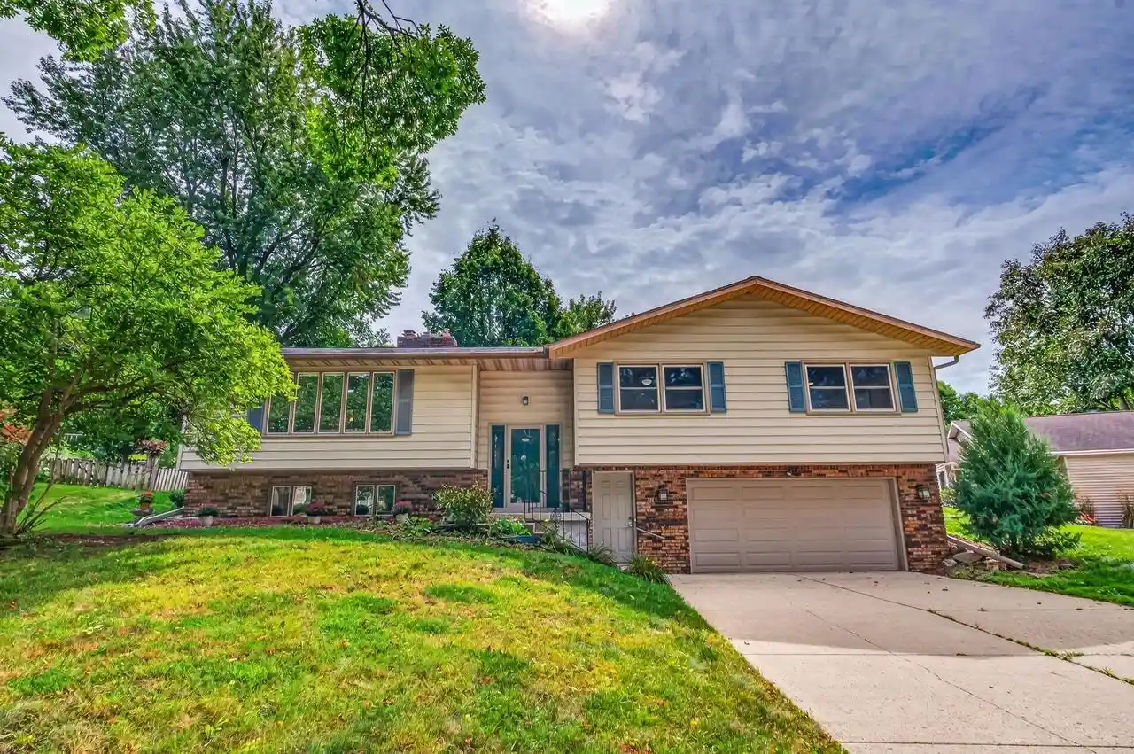 Single family home for sale at 610 Walnut Grv Dr, Madison, WI 53717 | MLS# 2032734