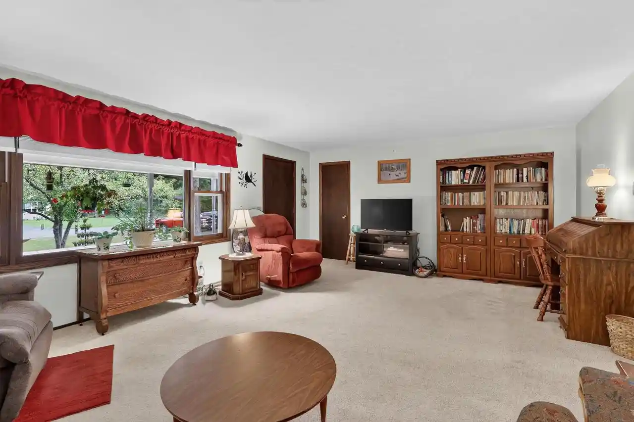 Photo 3 of Single family home for sale at 7651 Deer Ln, Wisconsin Rapids, WI 54494 | MLS# 22604578 | Listing updated on 2026-09-18