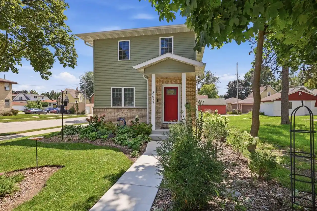 Photo 1 of Single family home for sale at 3677 E Carpenter Ave, Cudahy, WI 53110 | MLS# 1980732 | Listing updated on 2026-09-17