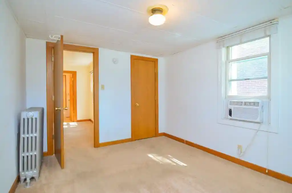 Photo 2 of Single family home for sale at 1253 Elm St, Green Bay, WI 54302 | MLS# 50332726 | Listing updated on 2026-09-17