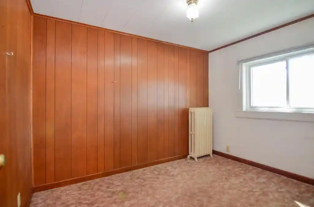 Photo 3 of Single family home for sale at 1253 Elm St, Green Bay, WI 54302 | MLS# 50332726 | Listing updated on 2026-09-17