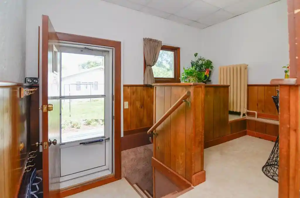 Photo 3 of Single family home for sale at 1253 Elm St, Green Bay, WI 54302 | MLS# 50332726 | Listing updated on 2026-09-17