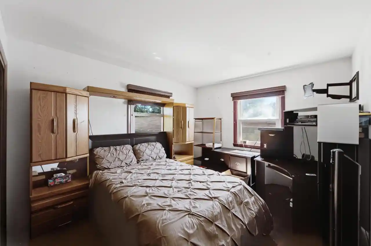 Photo 3 of Single family home for sale at 1315 Owen St, Racine, WI 53404 | MLS# 1980741 | Listing updated on 2026-09-17