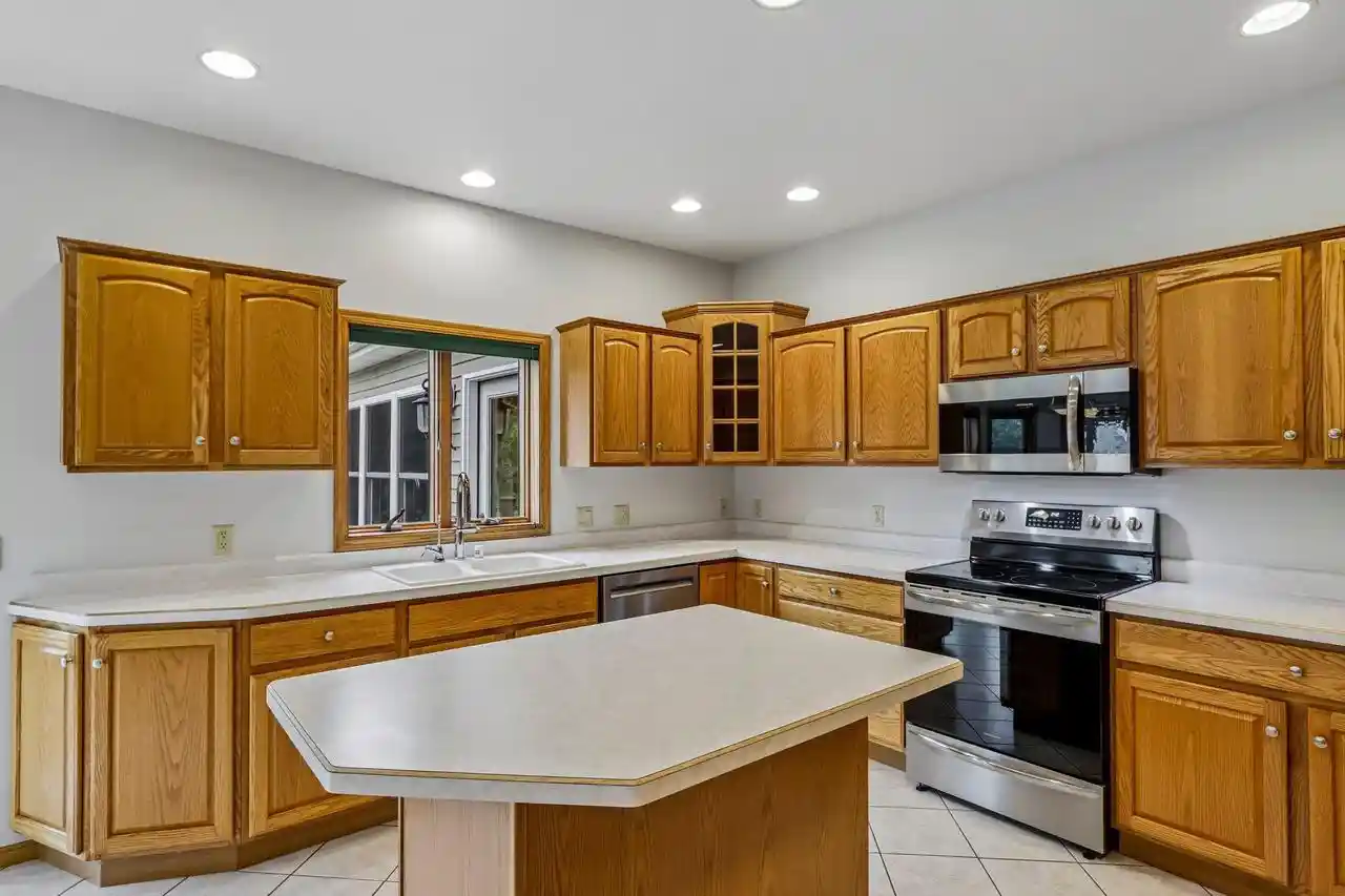 Photo 3 of Single family home for sale at 7473 Meadowrue Cir, Middleton, WI 53562 | MLS# 2032736 | Listing updated on 2026-09-17