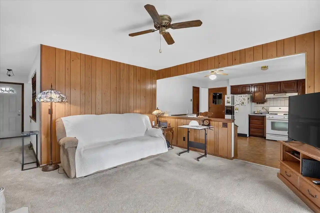 Photo 2 of Single family home for sale at 906 Nicolet St, Janesville, WI 53546 | MLS# 2032743 | Listing updated on 2026-09-23
